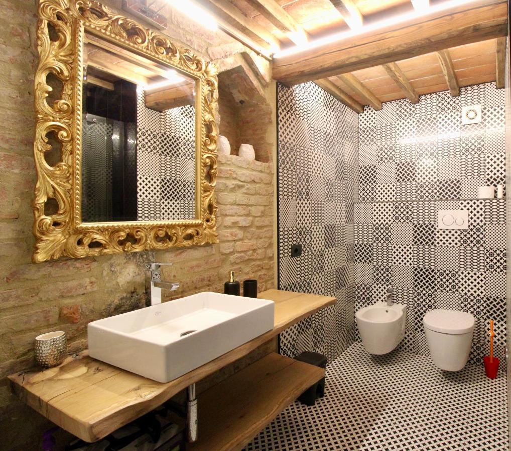 Luxury Suite Apartment Angiolieri Siena Exteriör bild