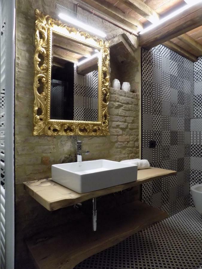 Luxury Suite Apartment Angiolieri Siena Exteriör bild
