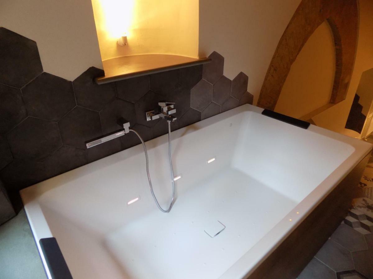 Luxury Suite Apartment Angiolieri Siena Exteriör bild